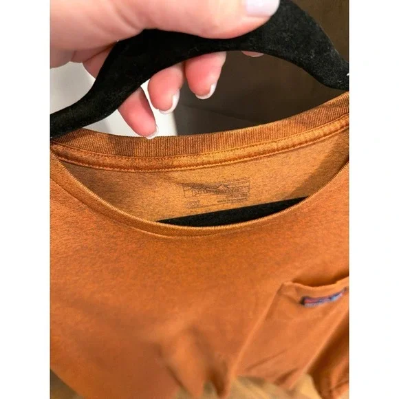 Patagonia Men's Work Pocket T-Shirt. Xxl - Picture 4 of 4